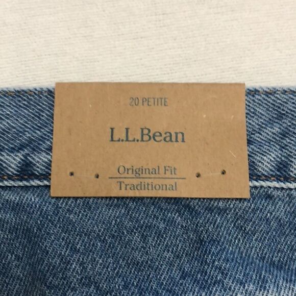 L.L Bean womens classic fit/ traditional jeans size 20P - Picture 5 of 8